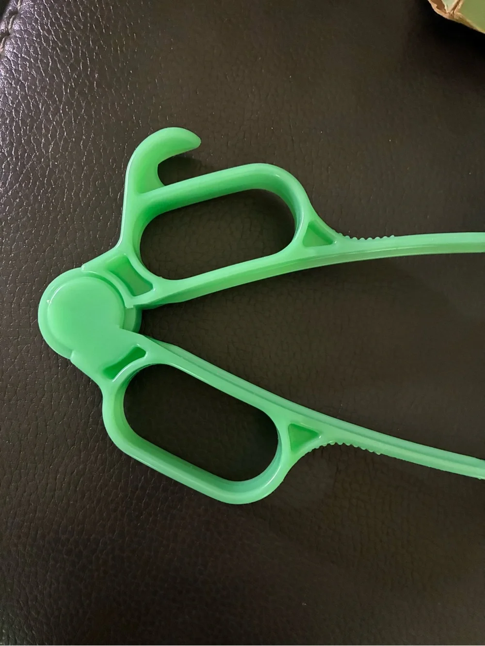 Vintage 1950s Tupperware “Service Talented” Salad Tongs w/Original Box